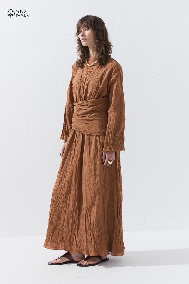 Crinkle Dress Cognac