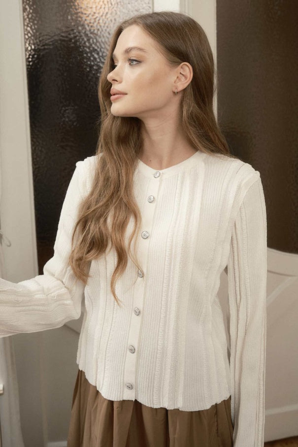 Crème Vest With Pleat Detail