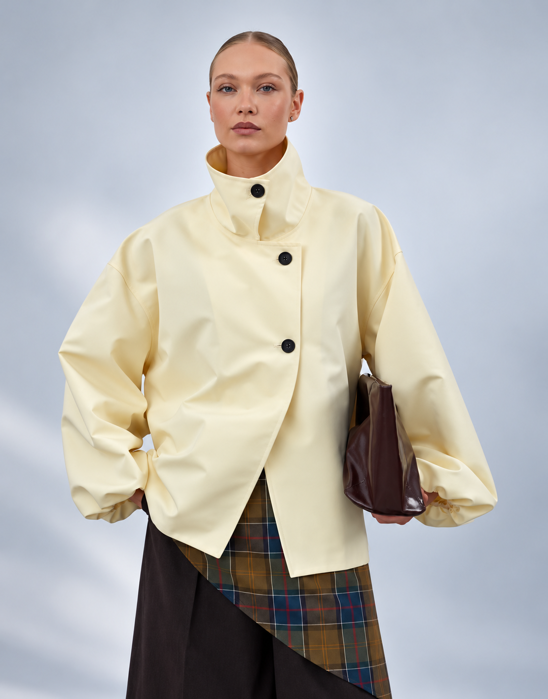 High-neck trench vanille