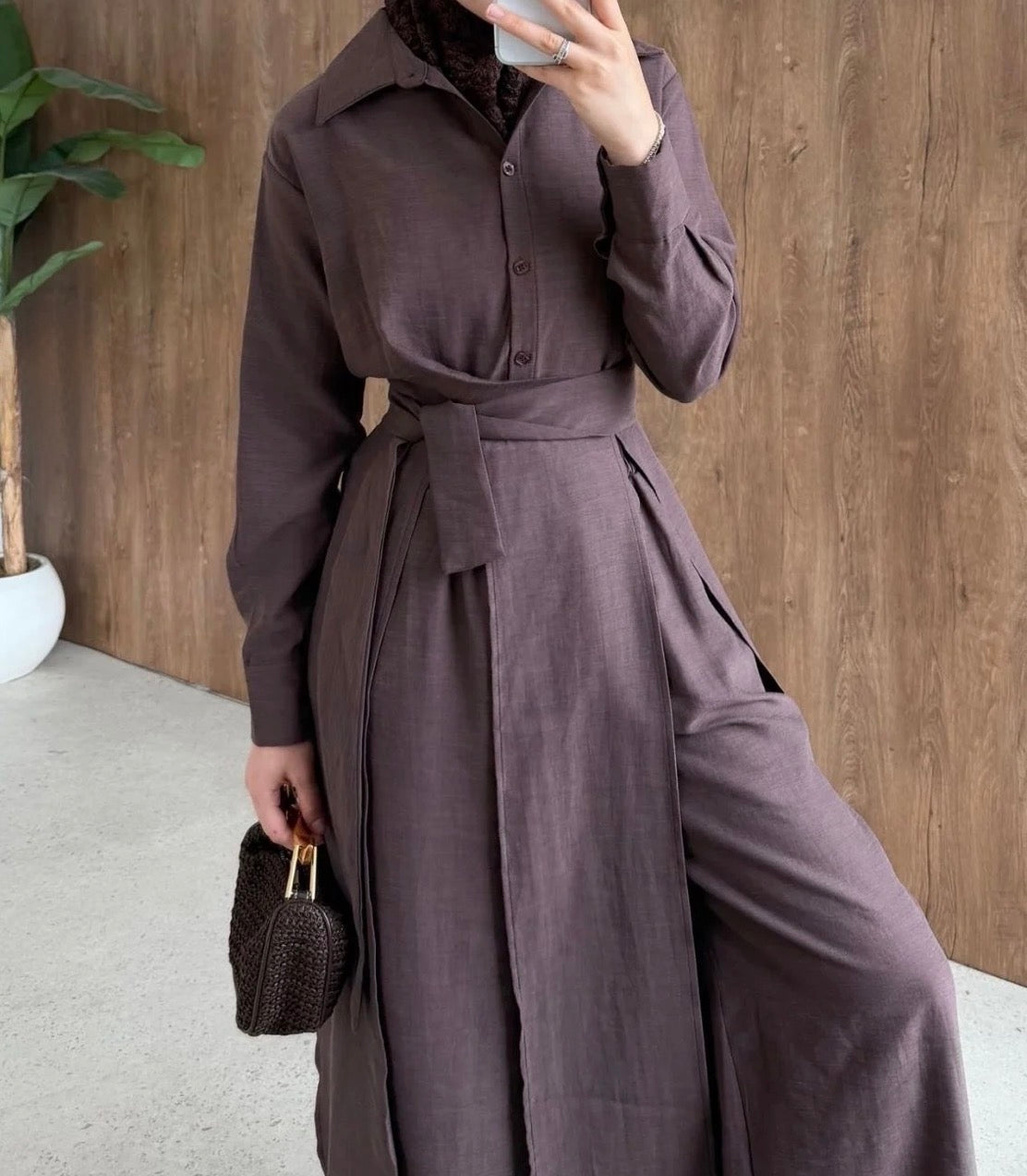 Linen Set with Slit Trousers Brown