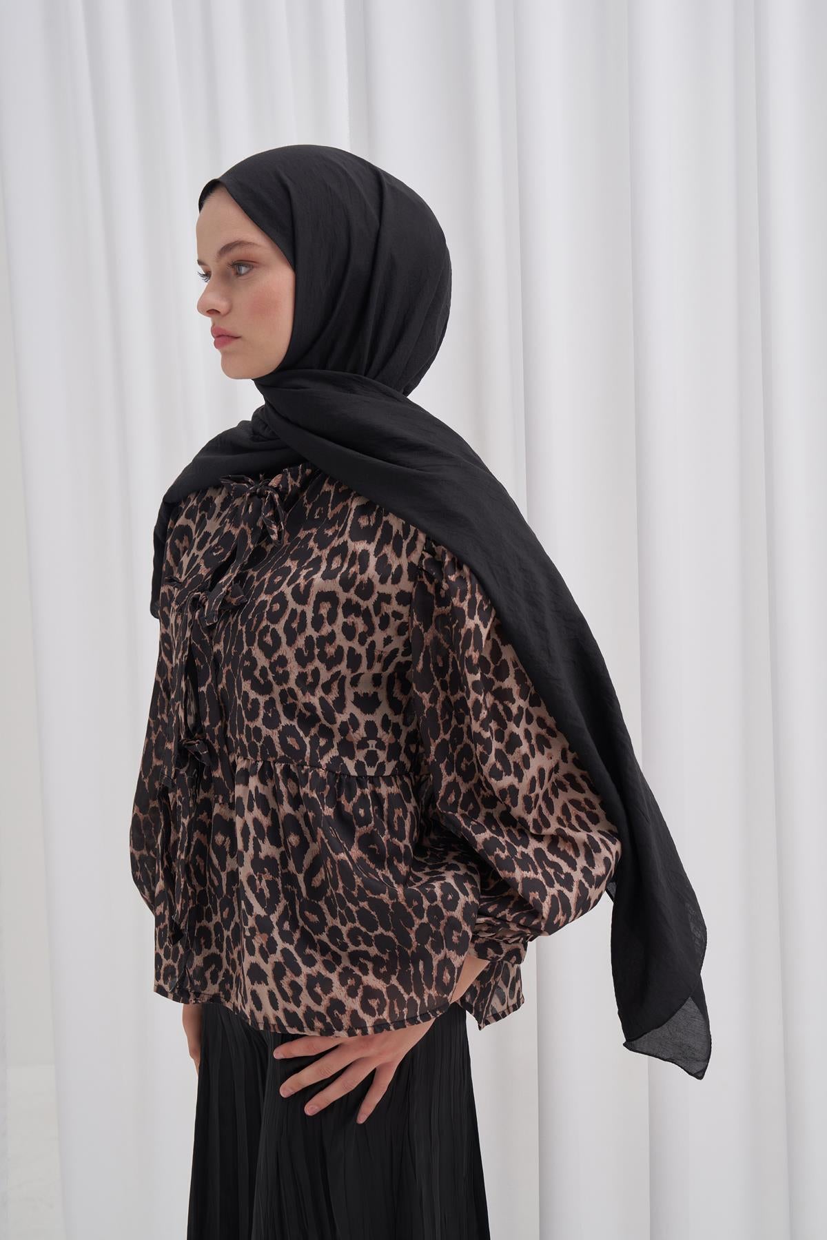 Organic Crinkled Scarf Black