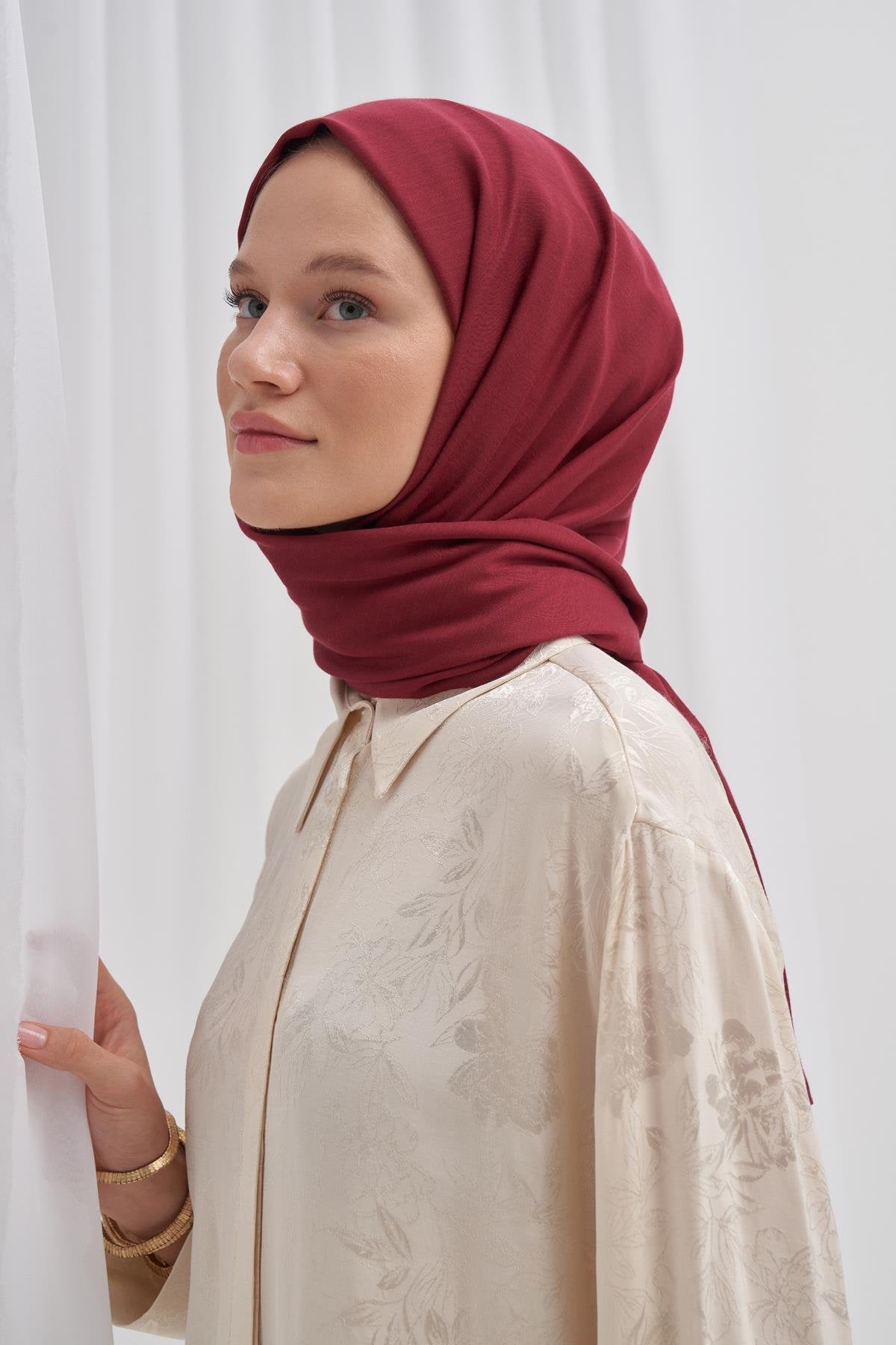 Organic Crinkled Scarf Burgundy