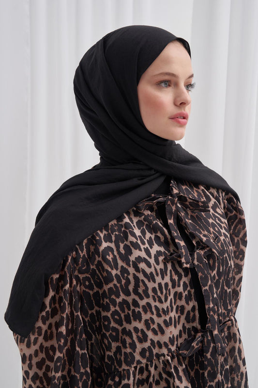 Organic Crinkled Scarf Black