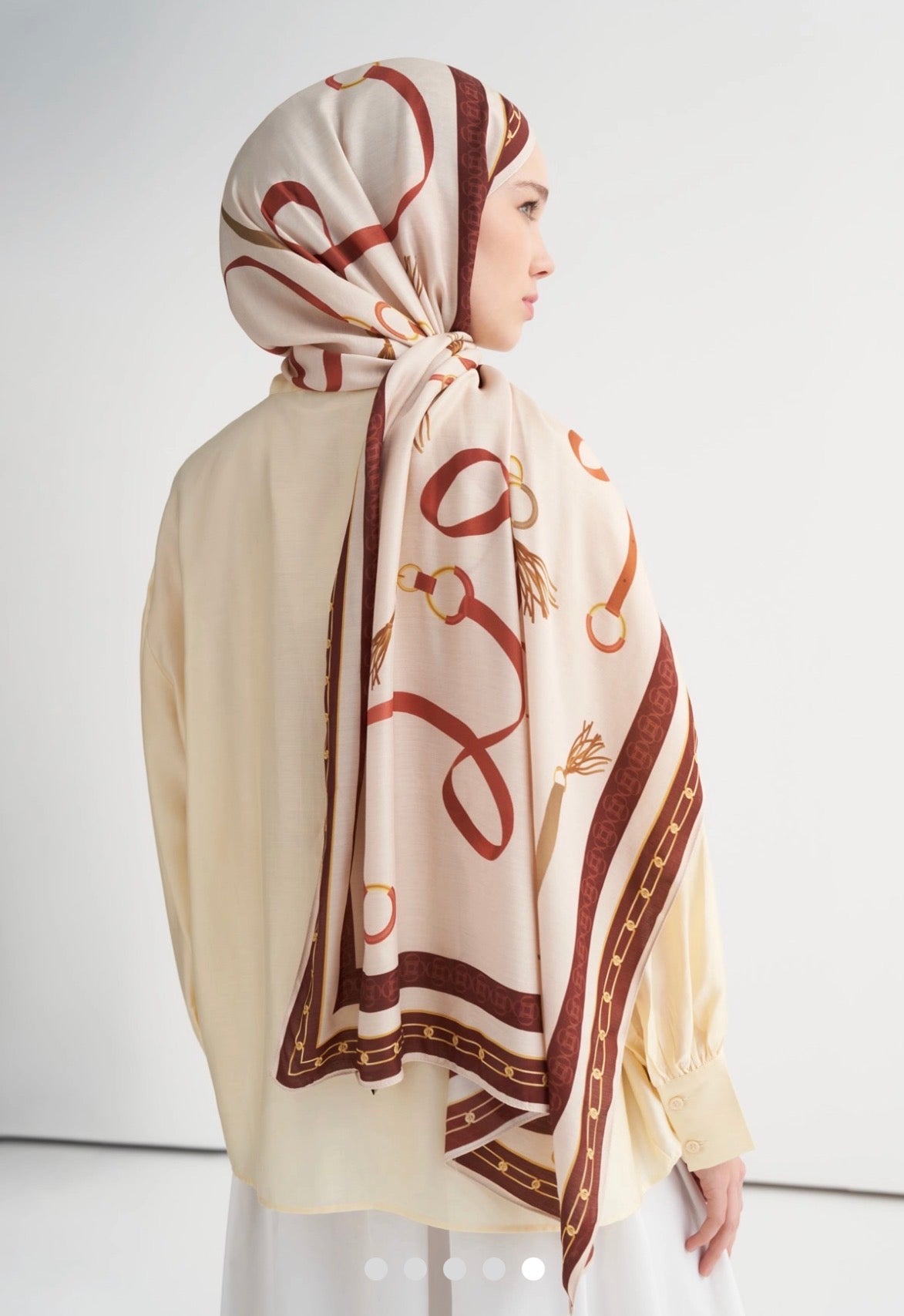 Alvena Incira Creme Scarf