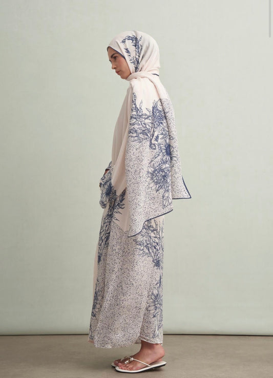 Navy Crème Abaya & Scarf